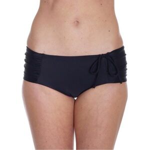 🎈Local Honey | Reversible Catalina Black/Magenta Bottom